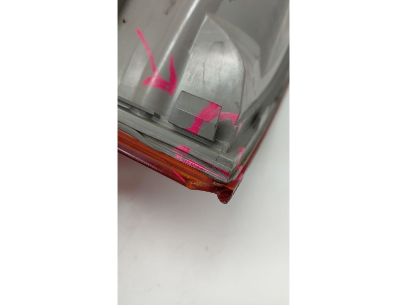 Recambio de piloto trasero izquierdo para lexus is ii (_e2_) 220d (ale20) referencia OEM IAM   
							