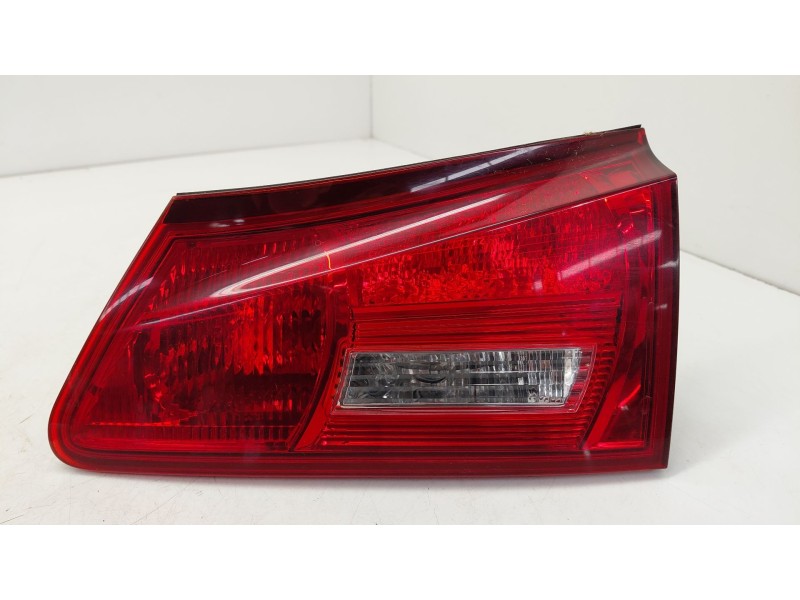 Recambio de piloto trasero derecho interior para lexus is ii (_e2_) 220d (ale20) referencia OEM IAM   