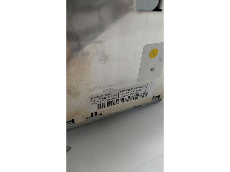 Recambio de sistema audio / radio cd para seat leon (1p1) 1.9 tdi referencia OEM IAM 1P1035186B  