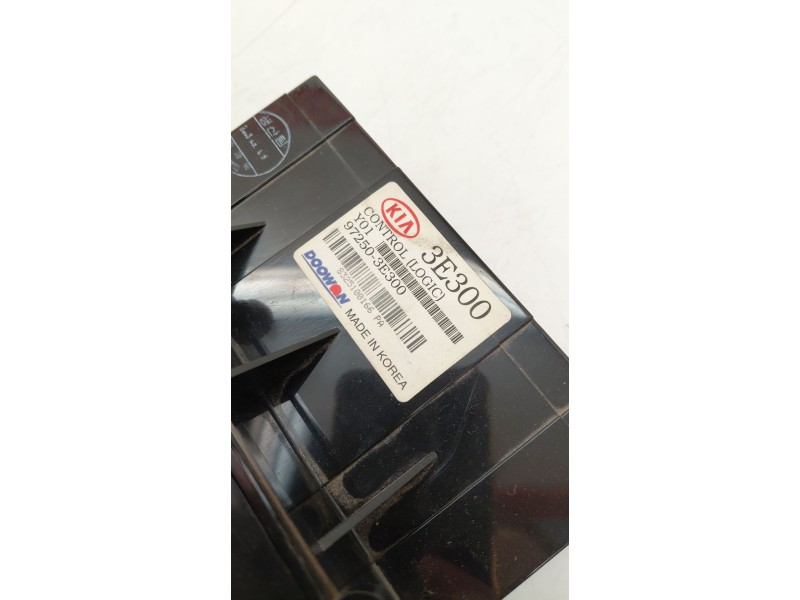 Recambio de mando calefaccion / aire acondicionado para kia sorento i (jc) 2.5 crdi referencia OEM IAM 972503E300  
							