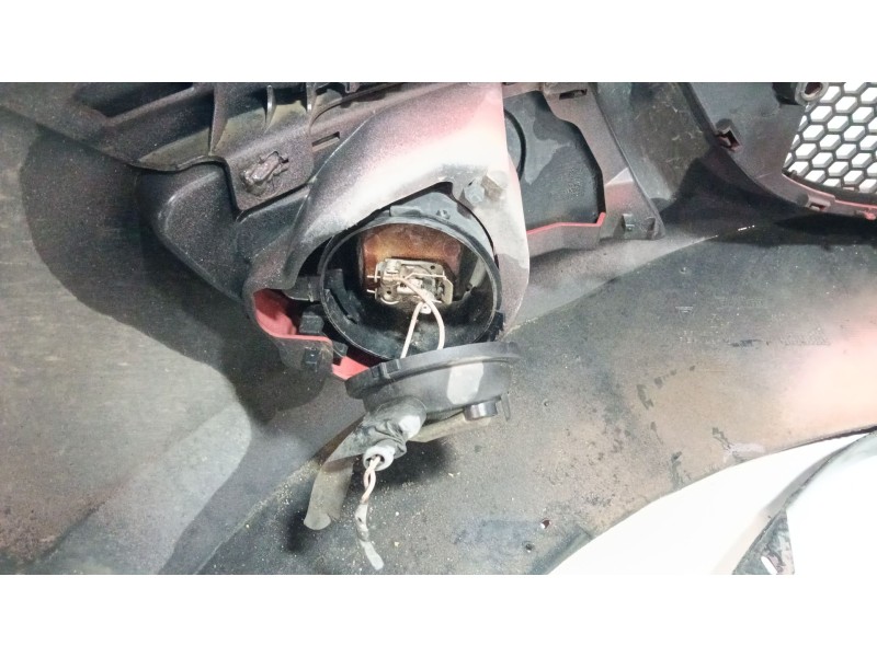 Recambio de paragolpes delantero para seat leon (1p1) 1.9 tdi referencia OEM IAM   