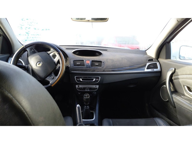 renault megane iii hatchback (bz0/1_, b3_) del año 2009
							