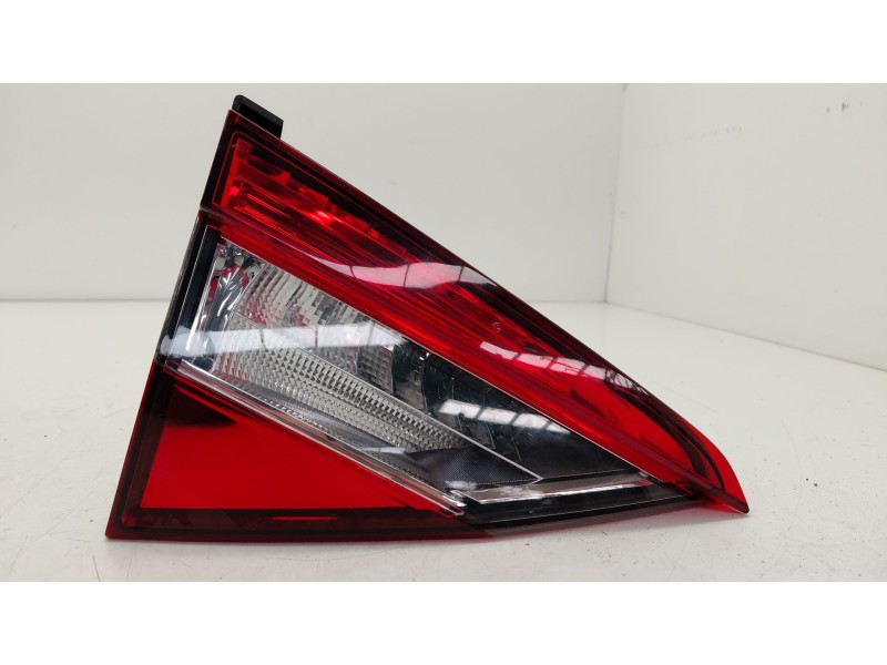 Recambio de piloto trasero izquierdo interior para skoda superb iii (3v3) 2.0 tdi referencia OEM IAM 3V5945307D  