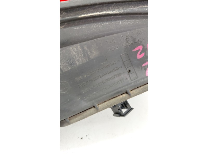 Recambio de piloto trasero izquierdo interior para skoda superb iii (3v3) 2.0 tdi referencia OEM IAM 3V5945307D  