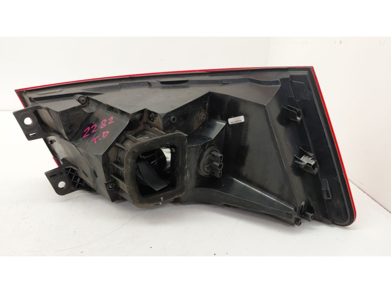 Recambio de piloto trasero derecho para skoda superb iii (3v3) 2.0 tdi referencia OEM IAM 3V5945208  