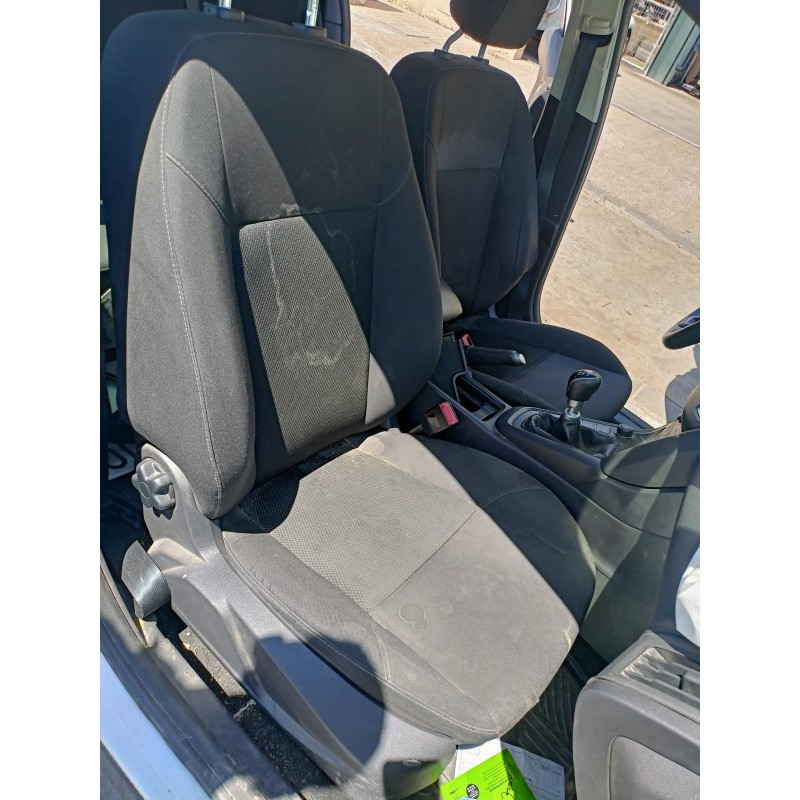 Recambio de asiento delantero derecho para ford focus lim. trend + referencia OEM IAM   