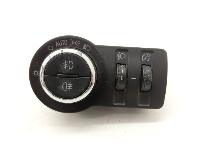 Recambio de mando luces para opel insignia a (g09) 2.0 cdti (68) referencia OEM IAM 13268702  