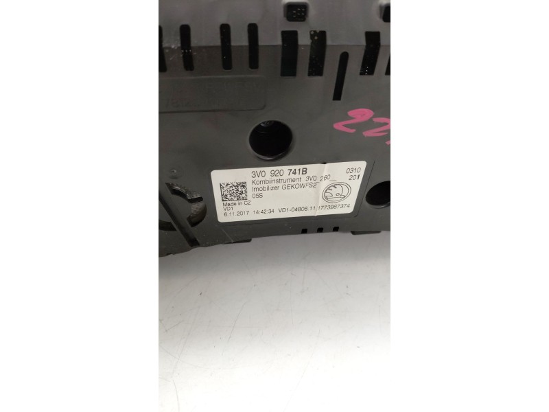 Recambio de cuadro instrumentos para skoda superb iii (3v3) 2.0 tdi referencia OEM IAM 3V0920741B  
							