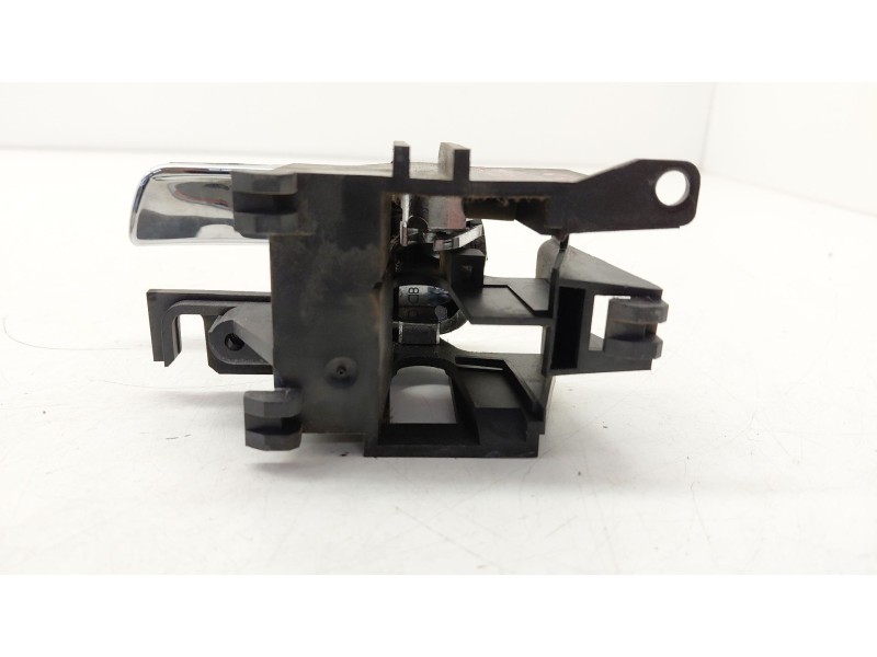 Recambio de maneta interior delantera derecha para nissan pathfinder (r51) referencia OEM IAM 8317D  
							