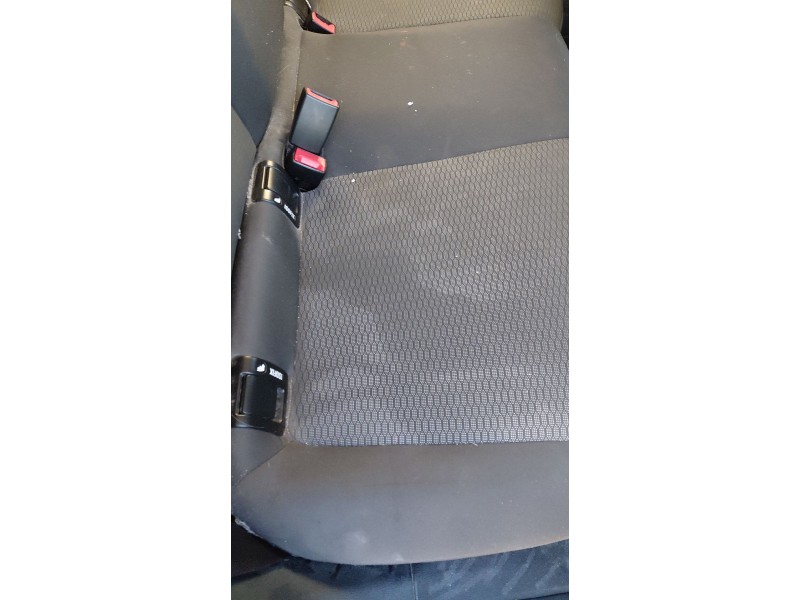 Recambio de asientos traseros para opel corsa e (x15) 1.4 (08, 68) referencia OEM IAM   
							