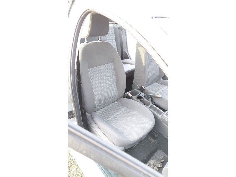 Recambio de asiento delantero derecho para ford focus ii (da_, hcp, dp) 1.6 referencia OEM IAM   