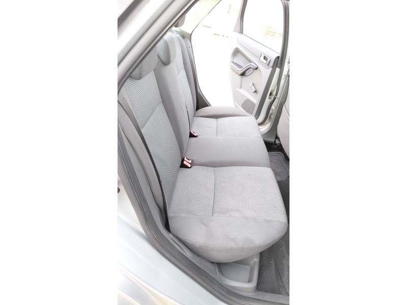 Recambio de asientos traseros para ford focus ii (da_, hcp, dp) 1.6 referencia OEM IAM   