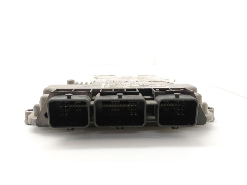Recambio de centralita motor uce para citroën c4 i (lc_) 1.6 hdi referencia OEM IAM 9661773380  
							