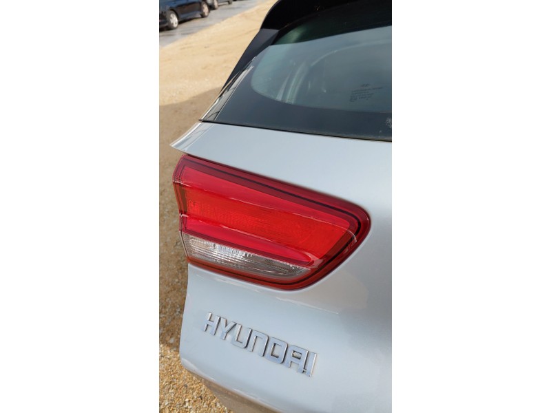 Recambio de piloto trasero izquierdo interior para hyundai i30 (pde, pd, pden) 1.4 mpi referencia OEM IAM   
							