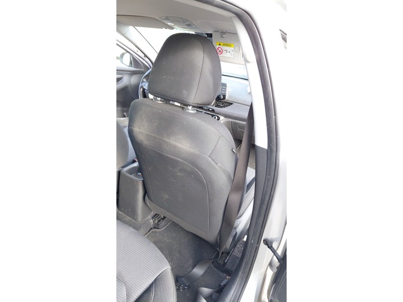 Recambio de asiento delantero derecho para hyundai i30 (pde, pd, pden) 1.4 mpi referencia OEM IAM   
							