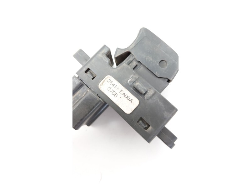 Recambio de mando elevalunas trasero izquierdo para nissan pathfinder (r51) referencia OEM IAM 25411EA00A  