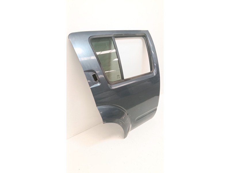 Recambio de puerta trasera derecha para nissan pathfinder (r51) referencia OEM IAM   
							