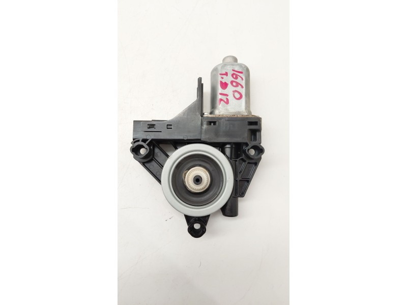 Recambio de motor elevalunas trasero izquierdo para volvo xc60 d5 awd referencia OEM IAM 966265101  