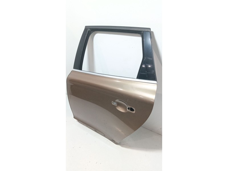 Recambio de puerta trasera izquierda para volvo xc60 d5 awd referencia OEM IAM   