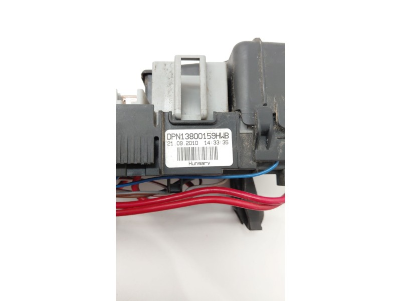 Recambio de caja reles / fusibles para volvo xc60 d5 awd referencia OEM IAM 13800159HWB  