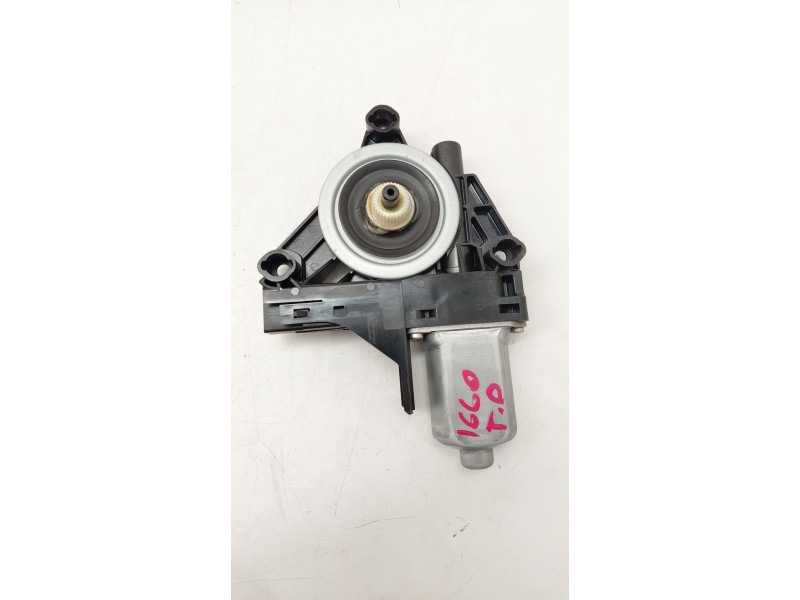 Recambio de motor elevalunas trasero derecho para volvo xc60 d5 awd referencia OEM IAM 966264101  