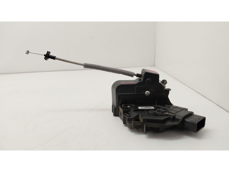 Recambio de cerradura puerta trasera izquierda para volvo xc60 d5 awd referencia OEM IAM 30799324  