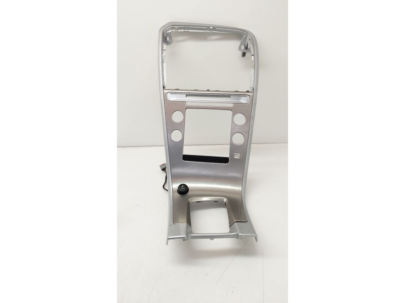 Recambio de consola central para volvo xc60 d5 awd referencia OEM IAM   