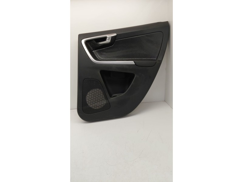 Recambio de guarnecido puerta trasera derecha para volvo xc60 d5 awd referencia OEM IAM   