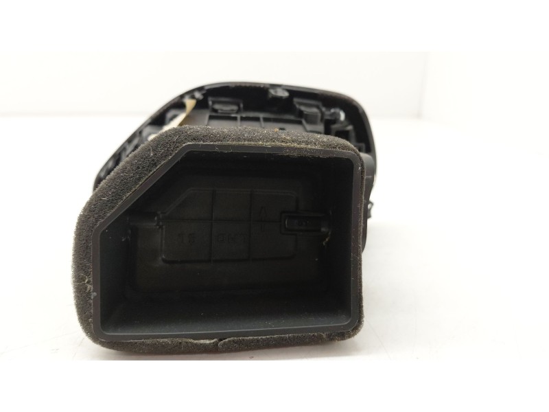 Recambio de rejilla aireadora para hyundai i30 (pde, pd, pden) 1.4 mpi referencia OEM IAM   
							