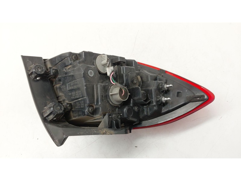 Recambio de piloto trasero derecho para hyundai i30 (pde, pd, pden) 1.4 mpi referencia OEM IAM   
							