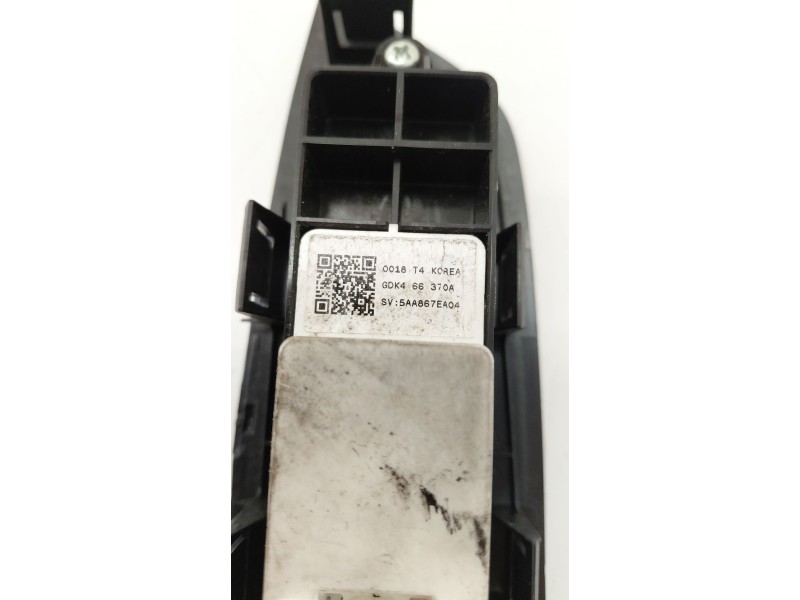 Recambio de mando elevalunas delantero derecho para mazda 6 hatchback (gh) 2.2 d (gh10) referencia OEM IAM GDK466370A  