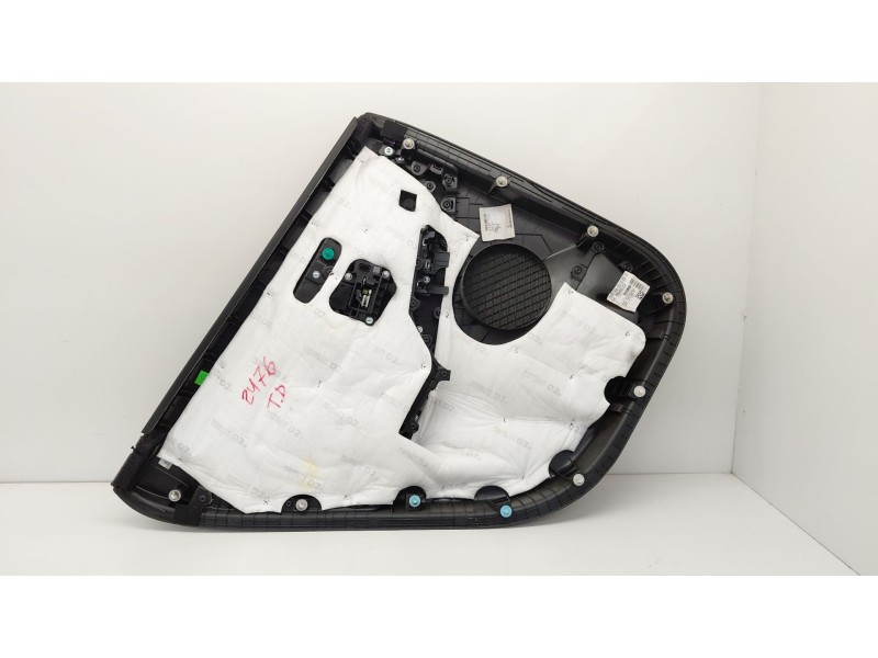 Recambio de guarnecido puerta trasera derecha para hyundai i30 (pde, pd, pden) 1.4 mpi referencia OEM IAM 83302G4110TRY  
							