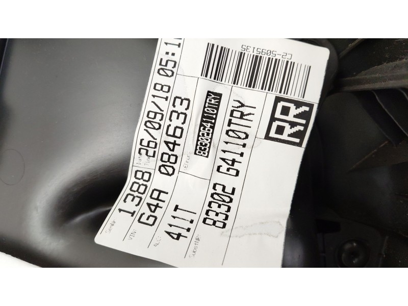 Recambio de guarnecido puerta trasera derecha para hyundai i30 (pde, pd, pden) 1.4 mpi referencia OEM IAM 83302G4110TRY  