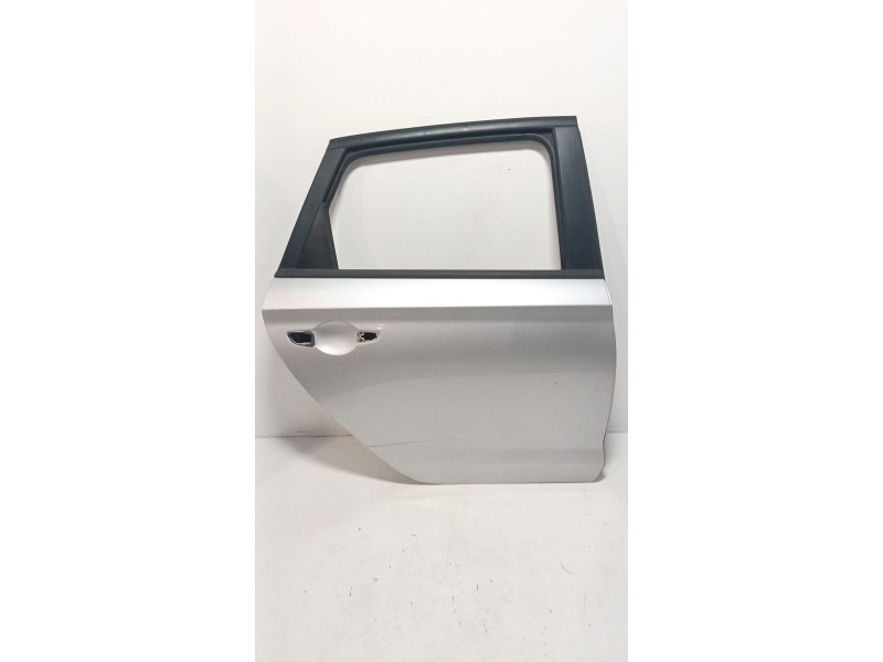 Recambio de puerta trasera derecha para hyundai i30 (pde, pd, pden) 1.4 mpi referencia OEM IAM   