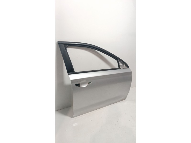 Recambio de puerta delantera derecha para hyundai i30 (pde, pd, pden) 1.4 mpi referencia OEM IAM   