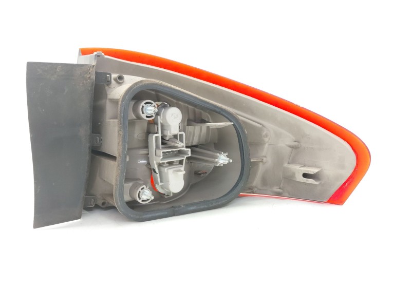 Recambio de piloto trasero izquierdo para ford mondeo iv (ba7) 1.8 tdci referencia OEM IAM 7S7113405  