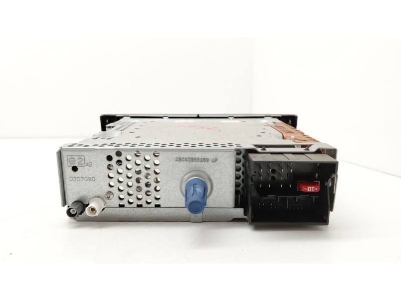 Recambio de sistema audio / radio cd para peugeot 308 sw 1.6 thp 150 cv referencia OEM IAM 96650206XH  
							