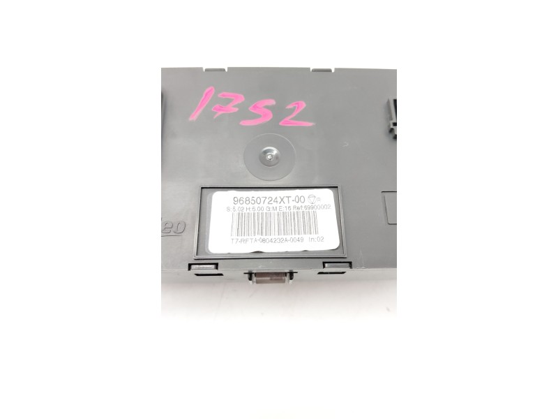 Recambio de mando multifuncion para peugeot 308 sw 1.6 thp 150 cv referencia OEM IAM 96850724XT  
							