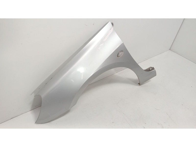 Recambio de aleta delantera izquierda para peugeot 307 (3a/c) 1.6 hdi 110 referencia OEM IAM   
							