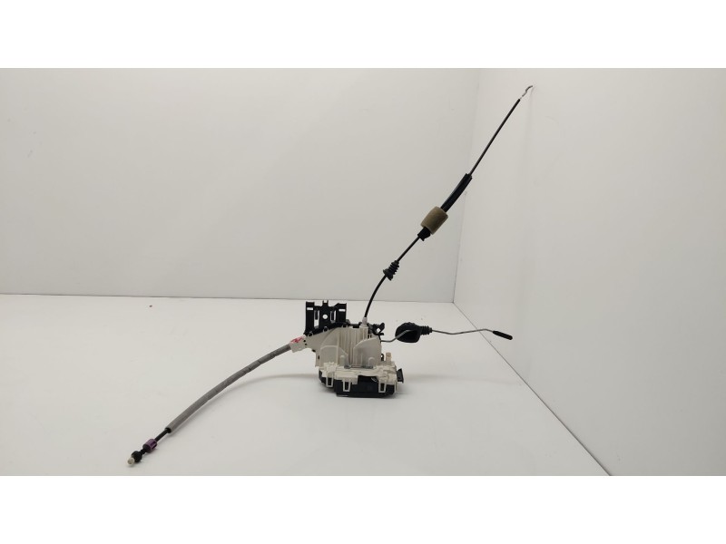 Recambio de cerradura puerta delantera izquierda para mercedes-benz clase c coupé (c204) c 220 cdi (204.302) referencia OEM IAM 
							