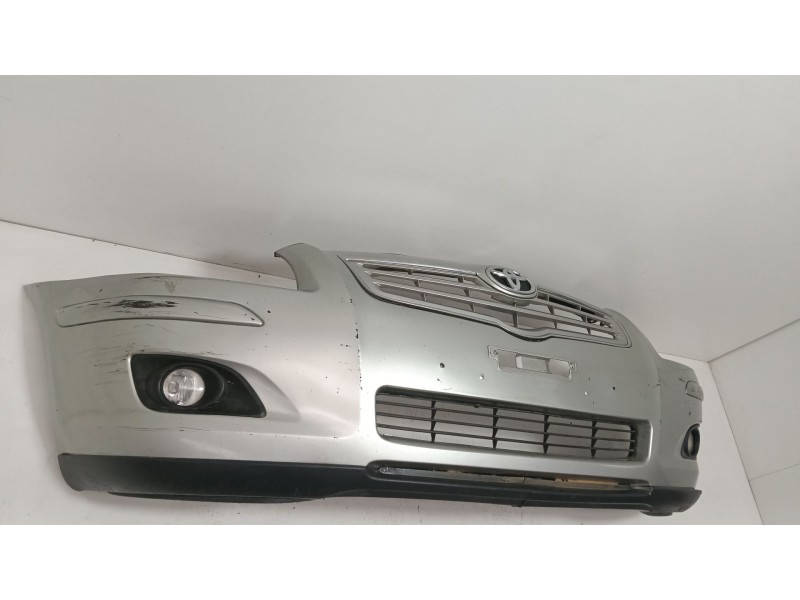 Recambio de paragolpes delantero para toyota avensis (_t25_) 2.0 d-4d (adt250_) referencia OEM IAM   