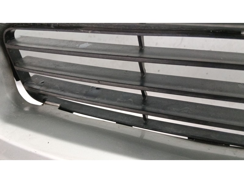 Recambio de paragolpes delantero para toyota avensis (_t25_) 2.0 d-4d (adt250_) referencia OEM IAM   