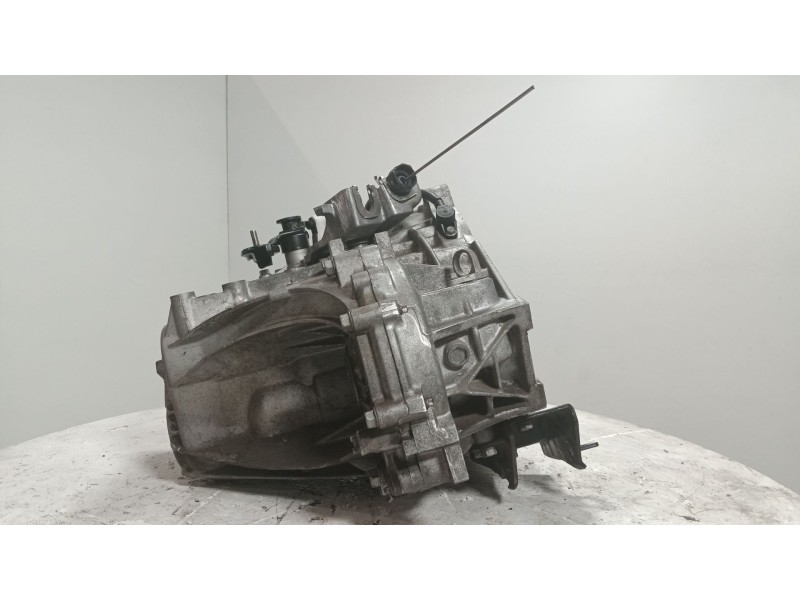 Recambio de caja cambios para kia carens iv 1.7 crdi referencia OEM IAM WHW6C  