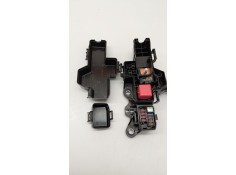 Recambio de caja reles / fusibles para toyota rav 4 v (_a5_, _h5_) 2.5 hybrid awd (axah54) referencia OEM IAM 8266242720 8266242 2