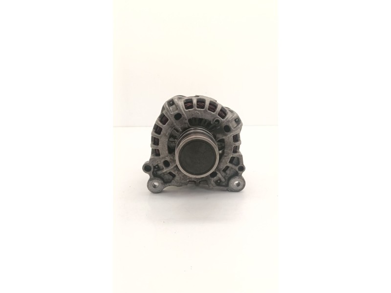 Recambio de alternador para seat ibiza iv (6j5, 6p1) 1.2 tsi referencia OEM IAM 04E903021M  