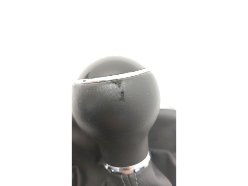 Recambio de pomo palanca cambio para seat ibiza iv (6j5, 6p1) 1.2 tsi referencia OEM IAM 6P0711113E  
							