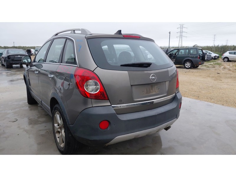 opel antara a (l07) del año 2008
							