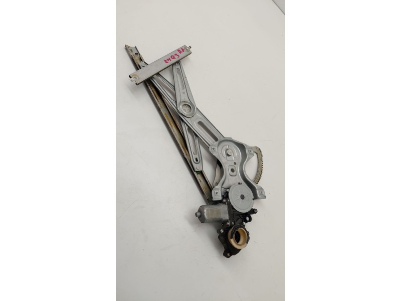 Recambio de elevalunas delantero derecho para toyota auris (_e18_) 2.0 d-4d (ade186_) referencia OEM IAM 8570102010  