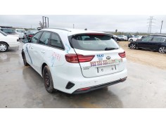 Recambio de cerradura puerta trasera izquierda para kia ceed tourer (cd) 1.0 t-gdi referencia OEM IAM   