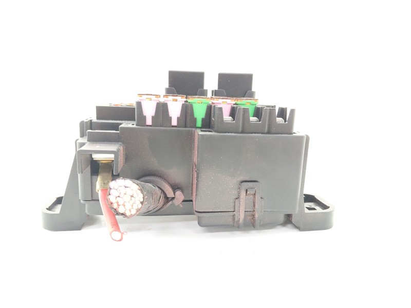 Recambio de caja reles / fusibles para opel mokka / mokka x (j13) 1.7 cdti (_76) referencia OEM IAM 826166  
							